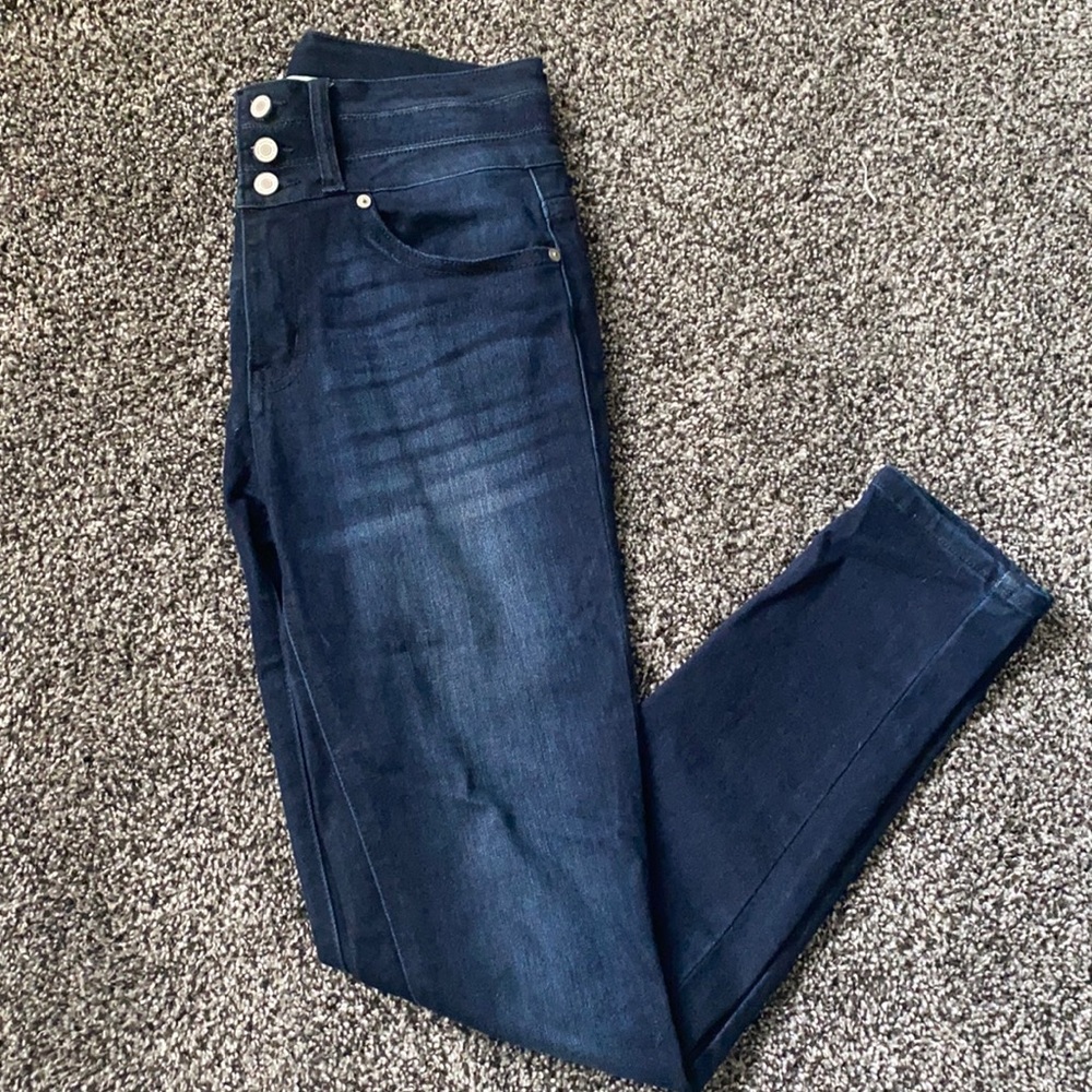 KanCan Medium Rise Jean